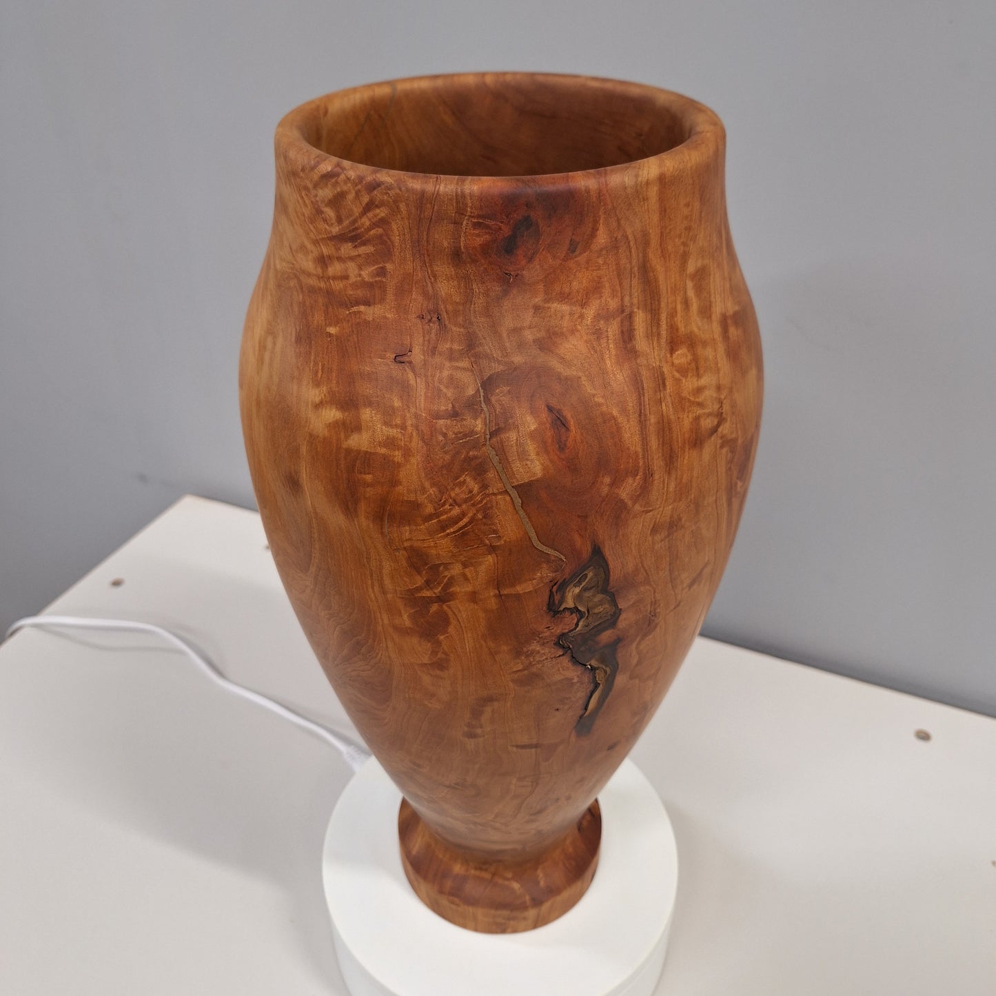 Chatoyance - Vase Poirier