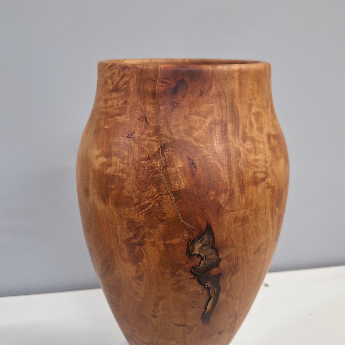 Chatoyance - Vase Poirier