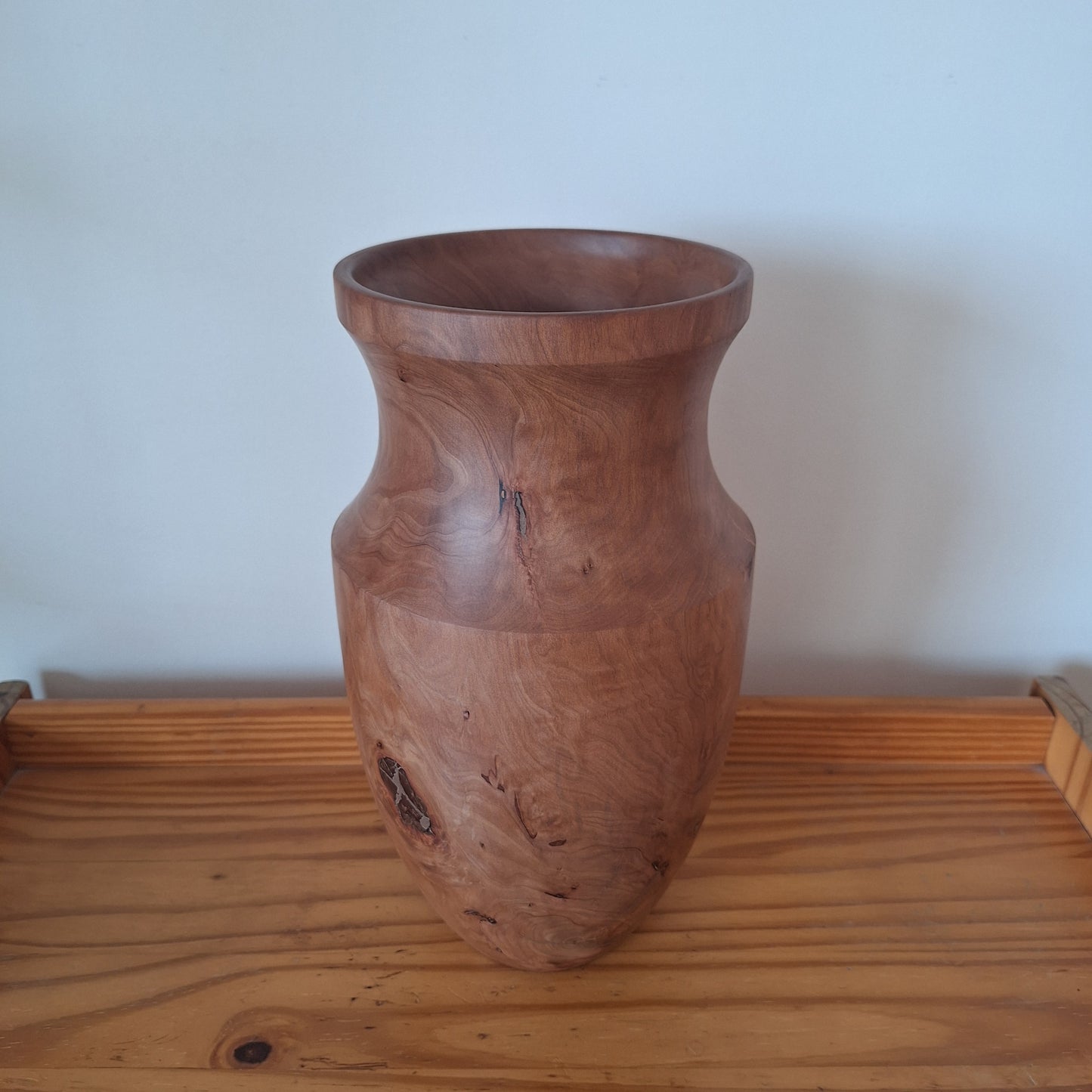 Pear wood Vase