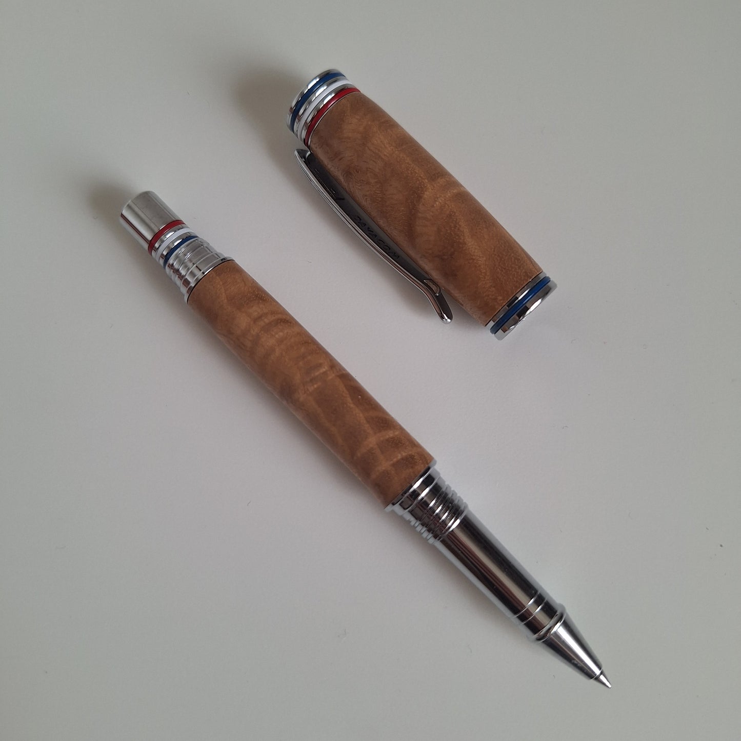 Pen - Marianne