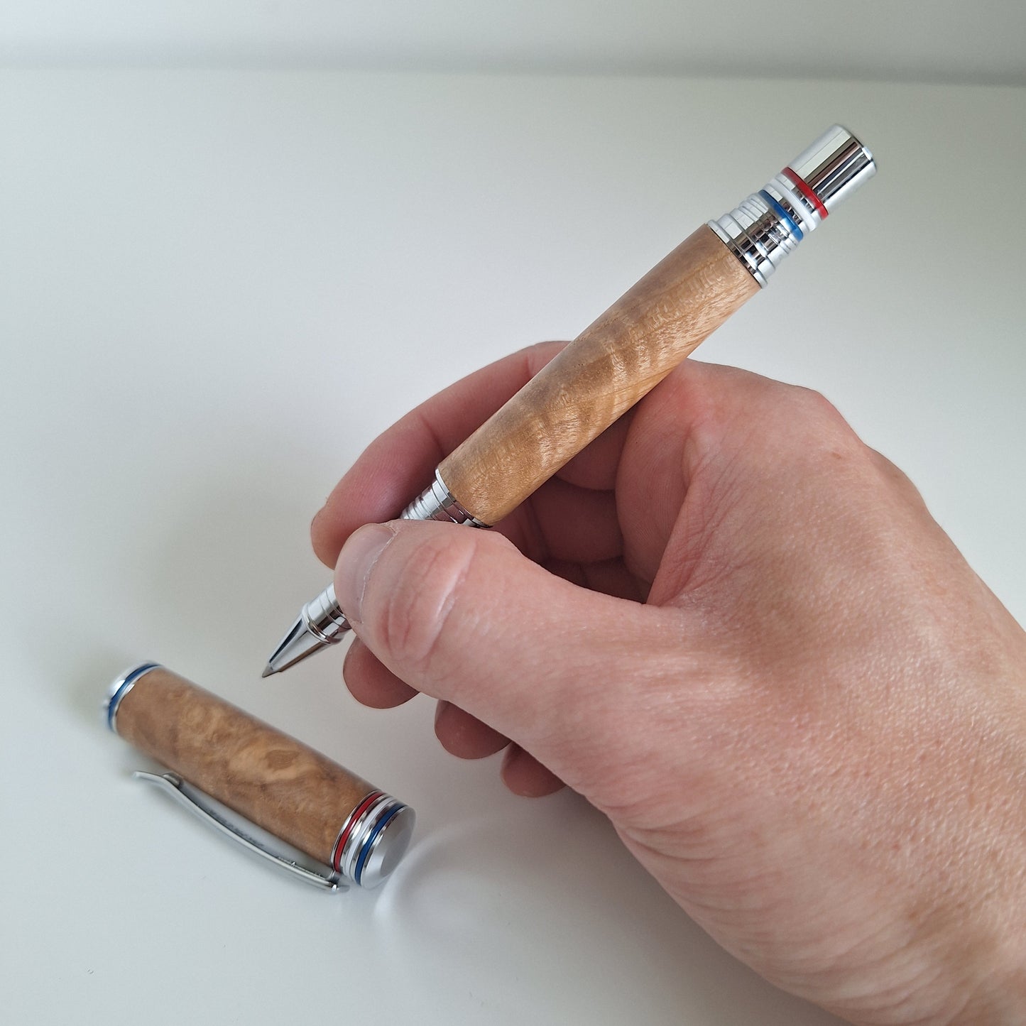Pen - Marianne