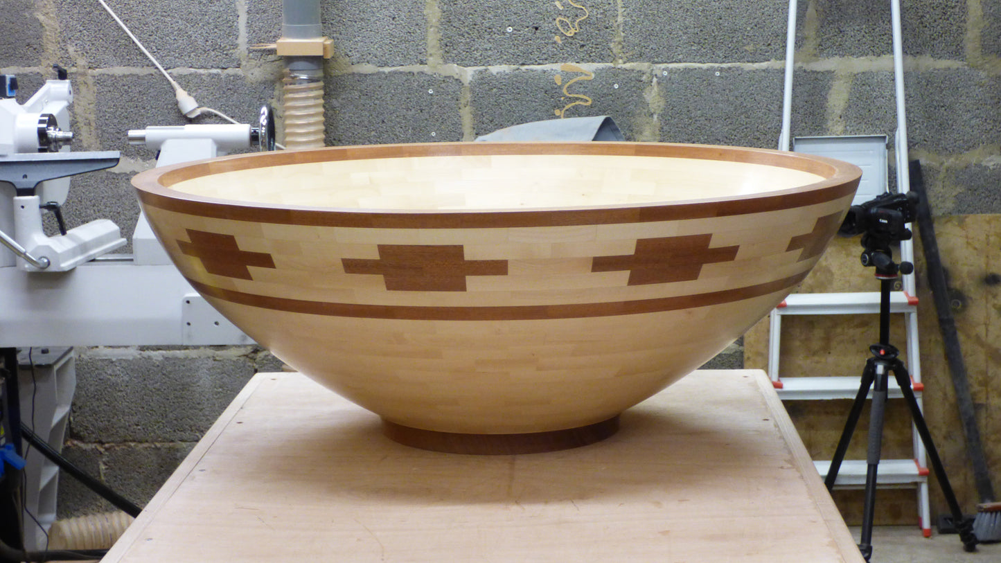 Giant bowl