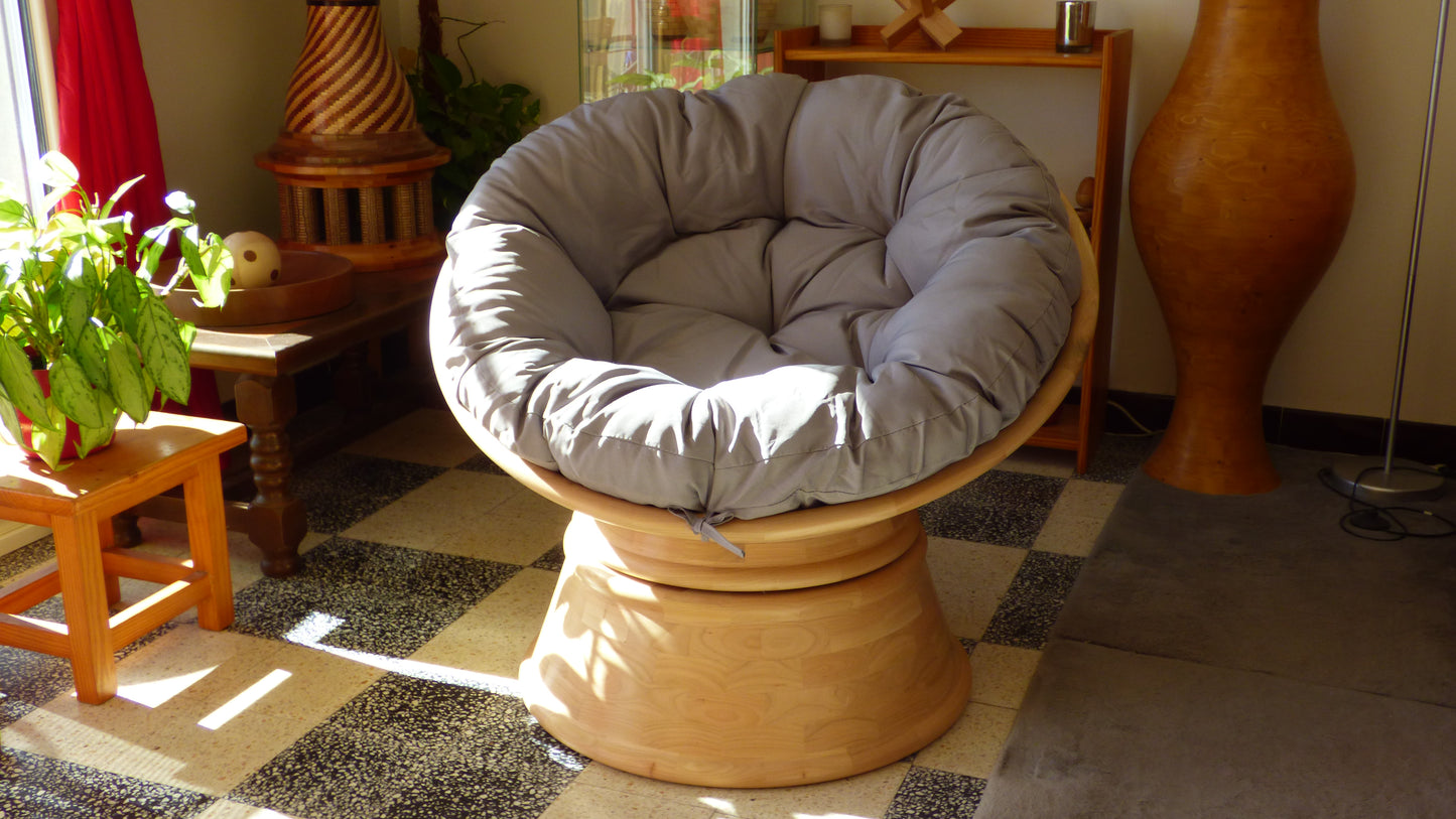 Papasan Chair